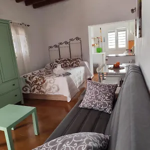  Apartamento Maluan