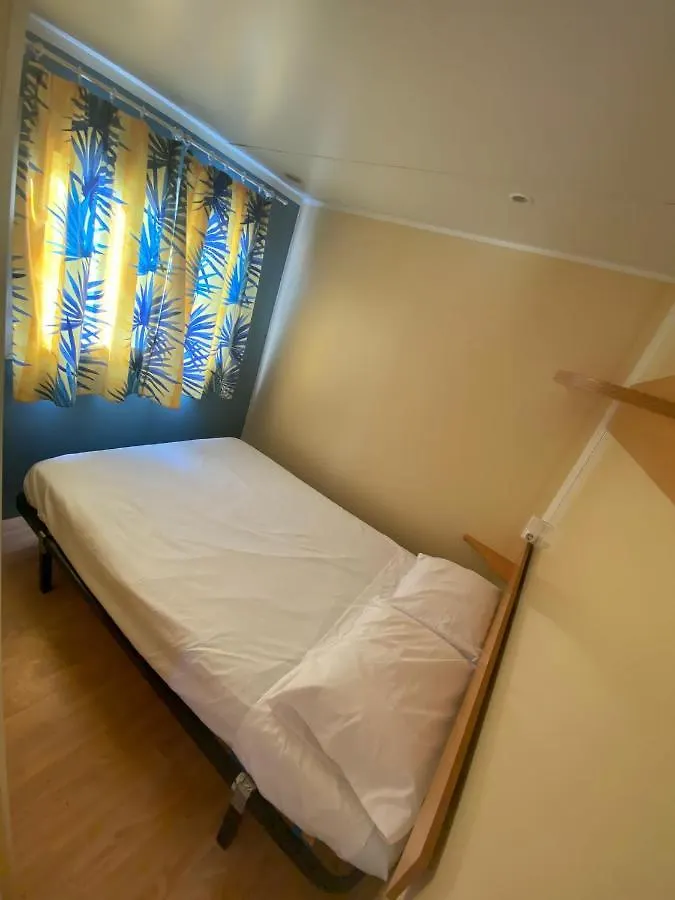Kamp alanı La Gobita Otel Conil De La Frontera